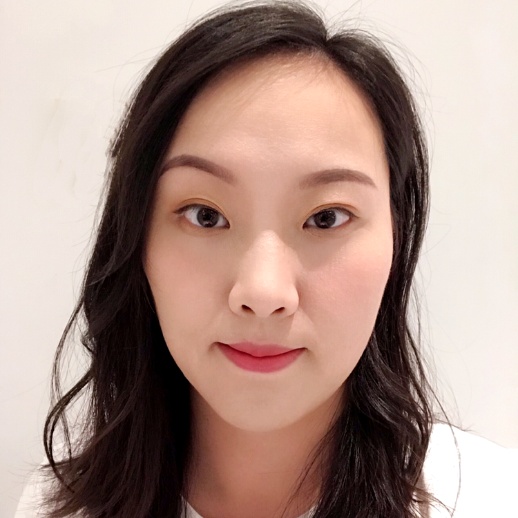 故意还菠萝的照片