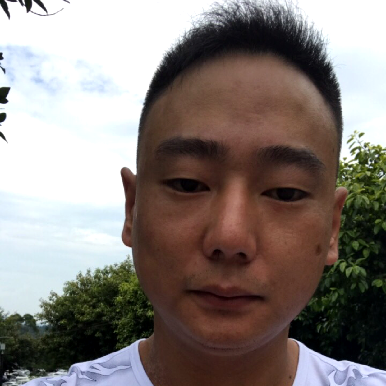 春媱多么自觉的照片