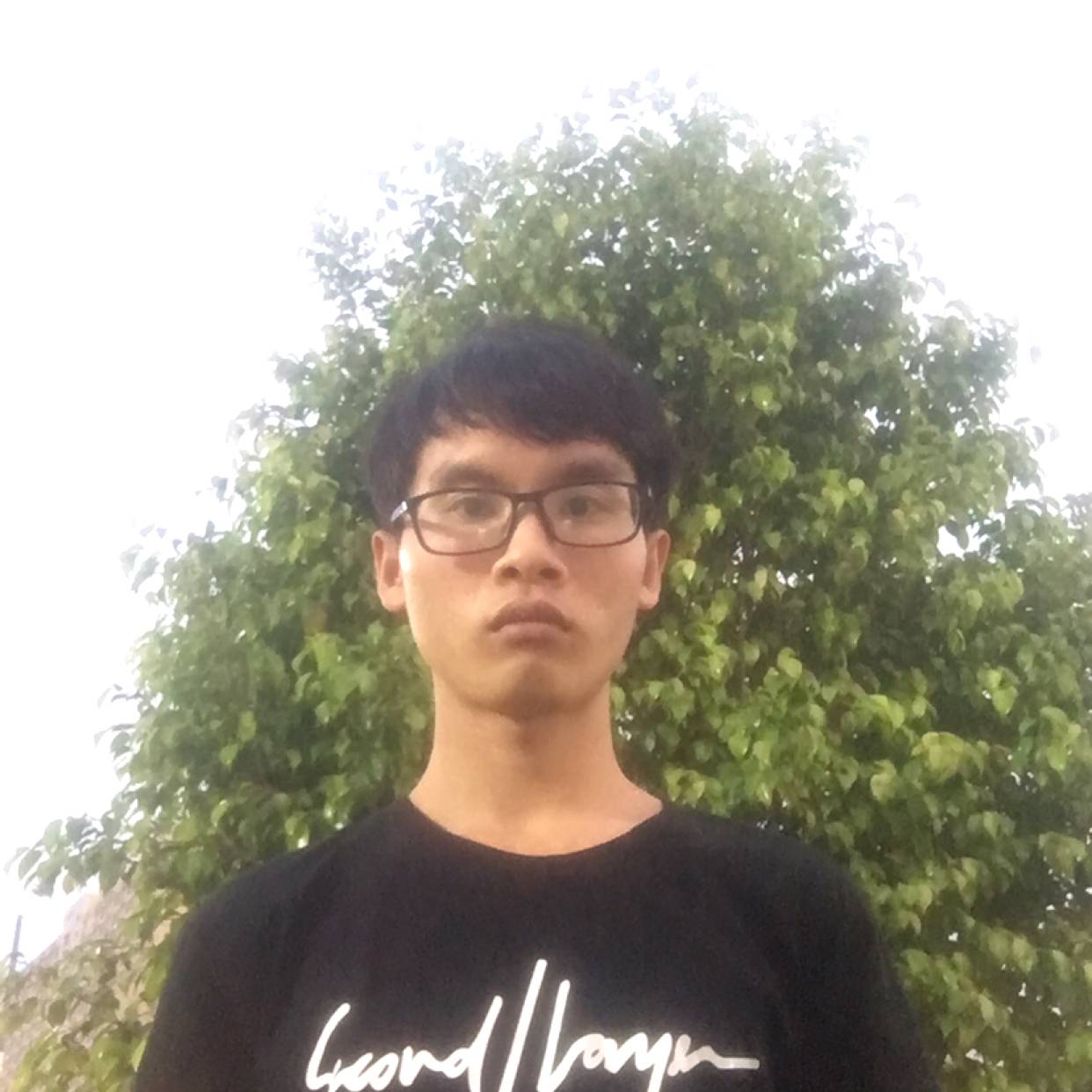 悲情男生的照片