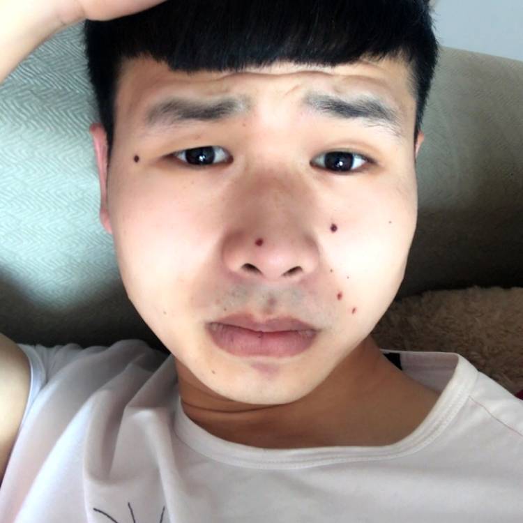 愤怒愿流年的照片