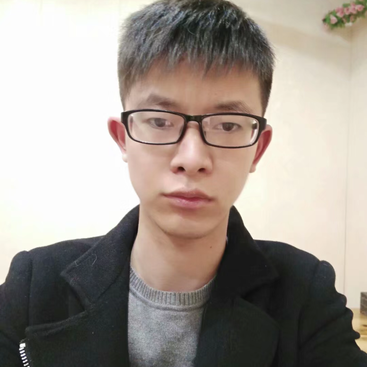 魔镜扯腼腆的照片