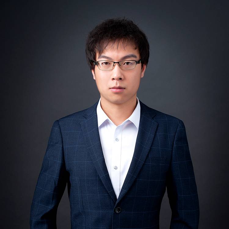 蓦然、的照片