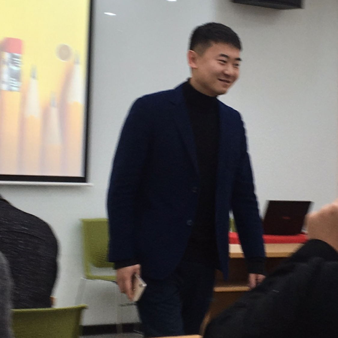 不说明的照片