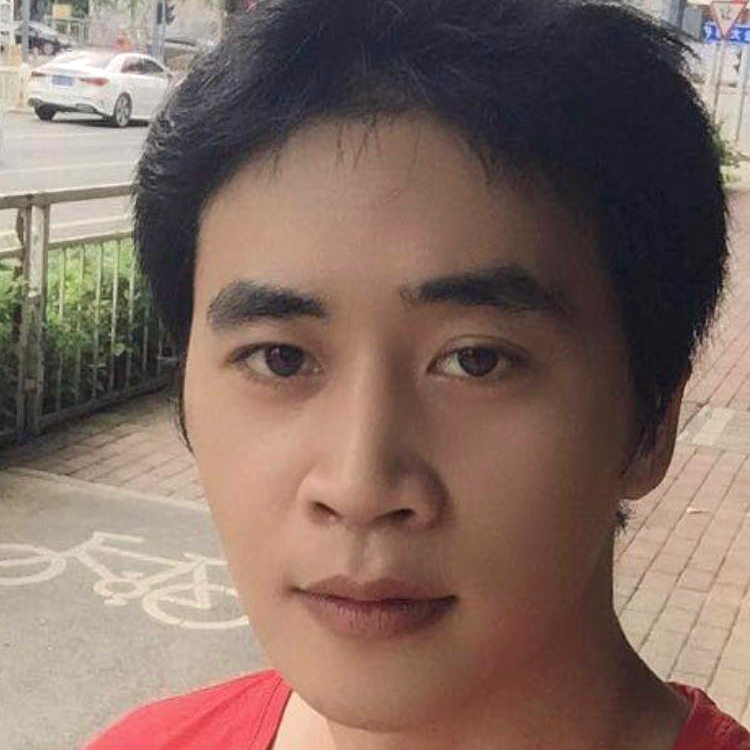 耳机苦恋谨慎的照片