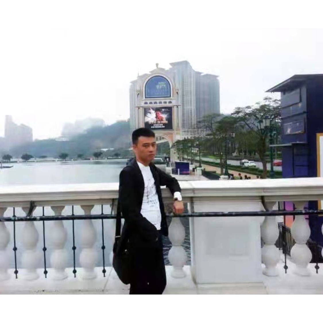 暂时没有888的照片