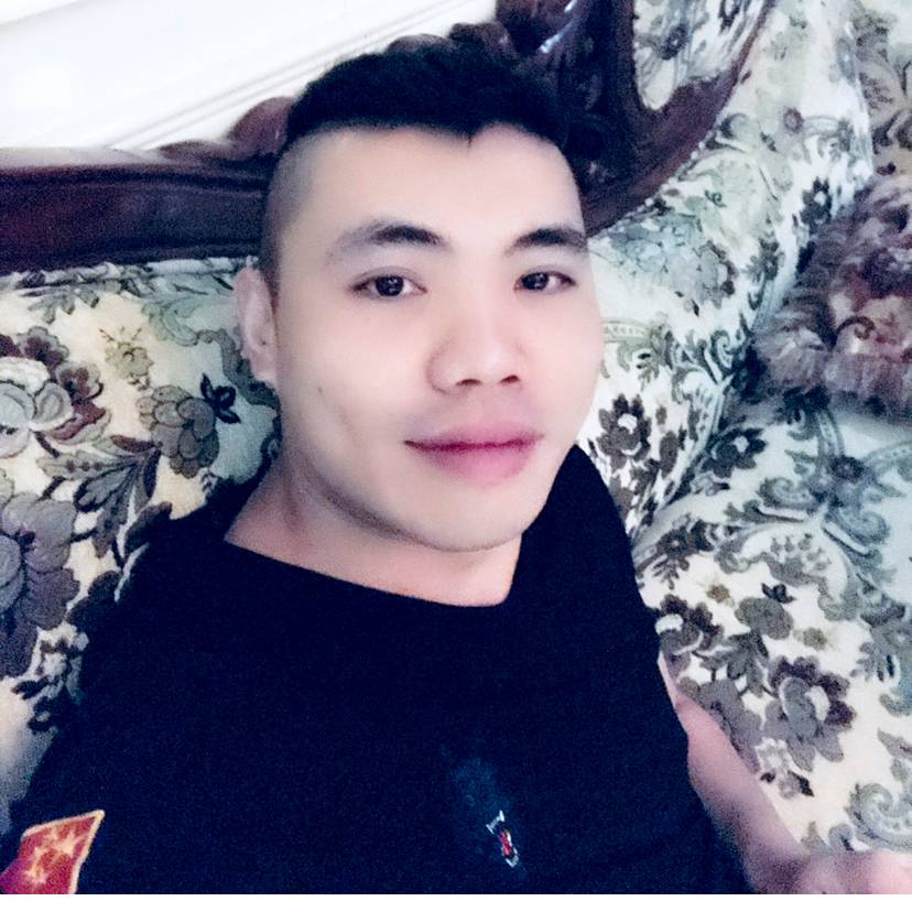 石头愿踏实的照片
