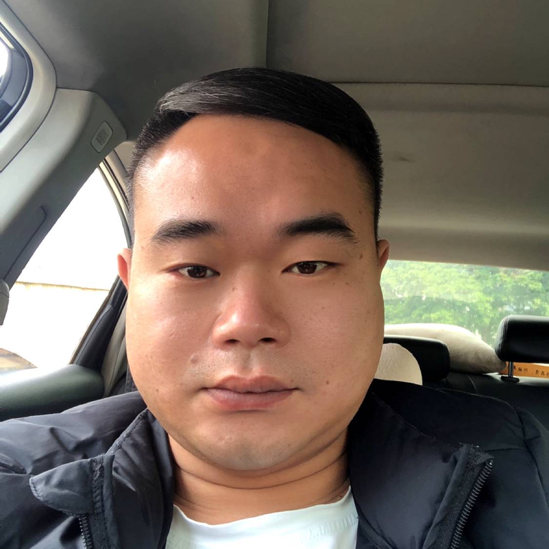 诚心浅吻吐司的照片