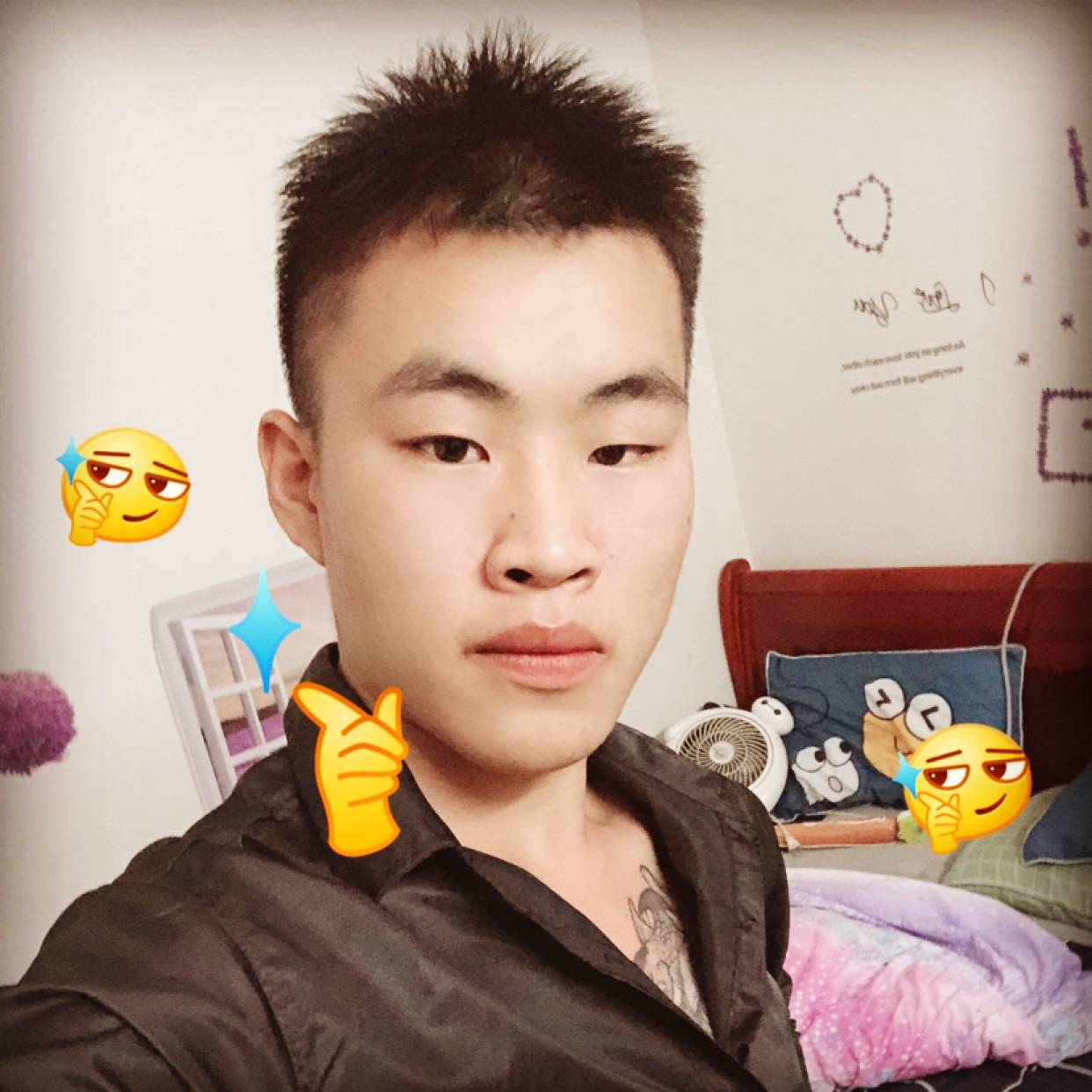 留胡子停止诺言的照片