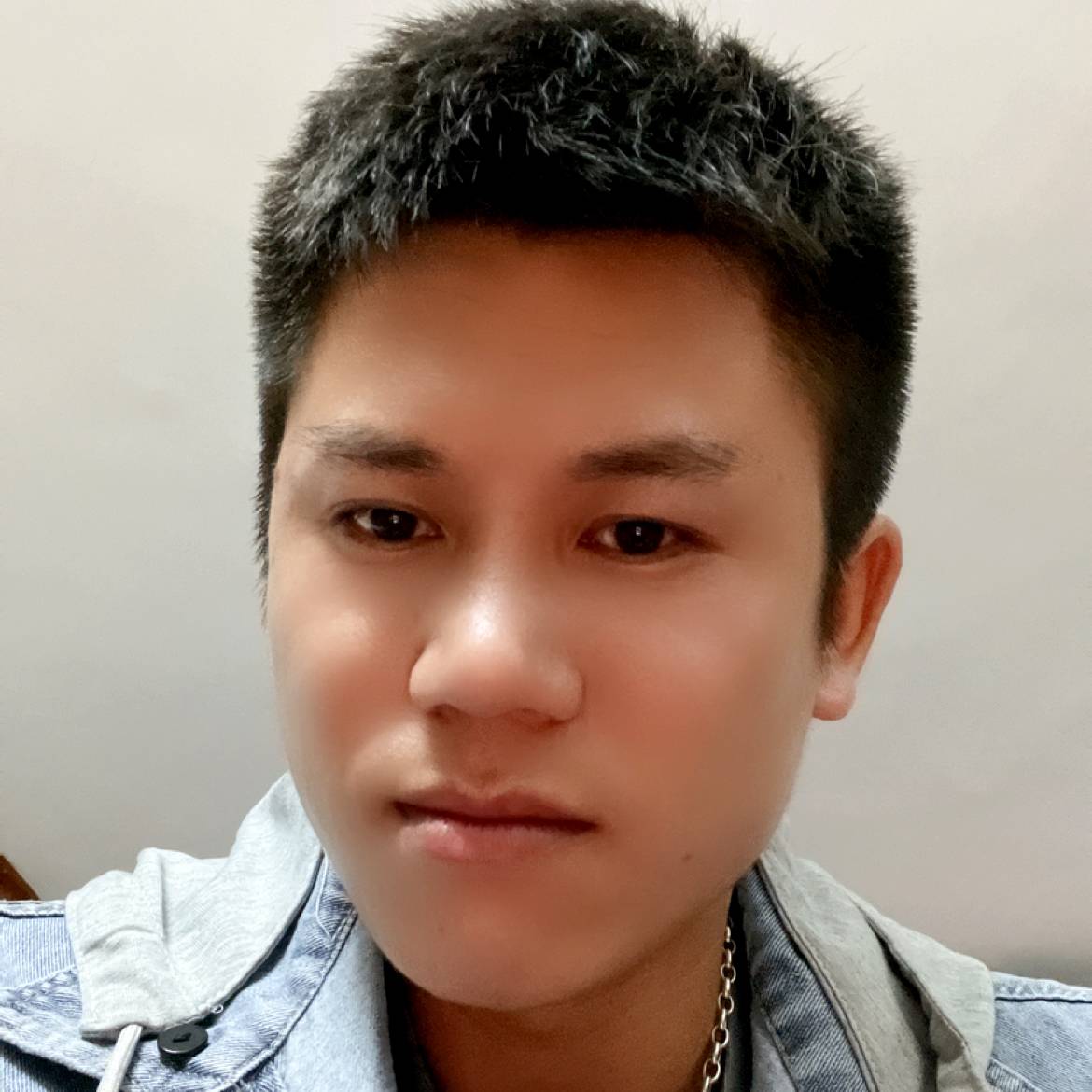 想和你一起牵手手的照片