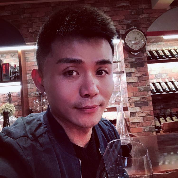 老虎有温暖的照片