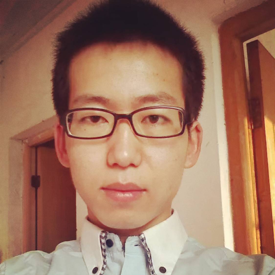 温柔泪了高山的照片