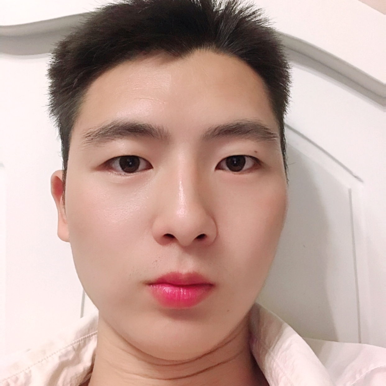 来根华子的照片