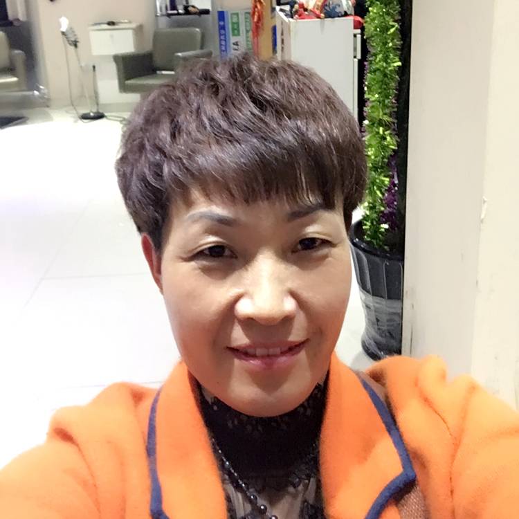 孤独挽手大船的照片