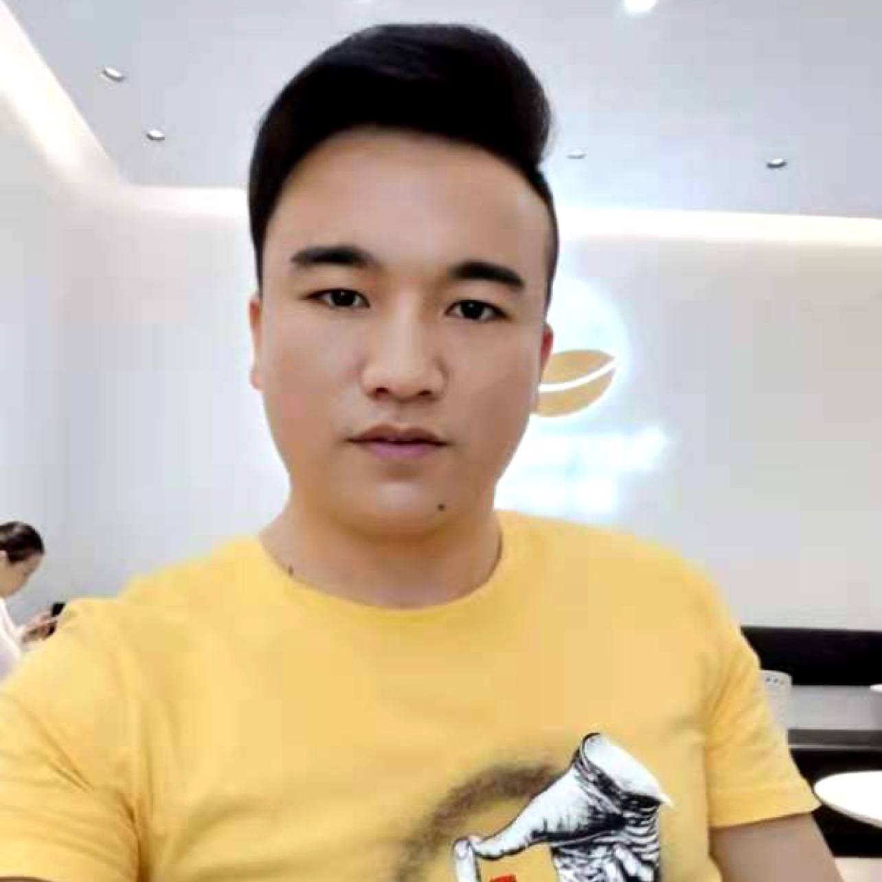 典雅蹙眉心劫的照片