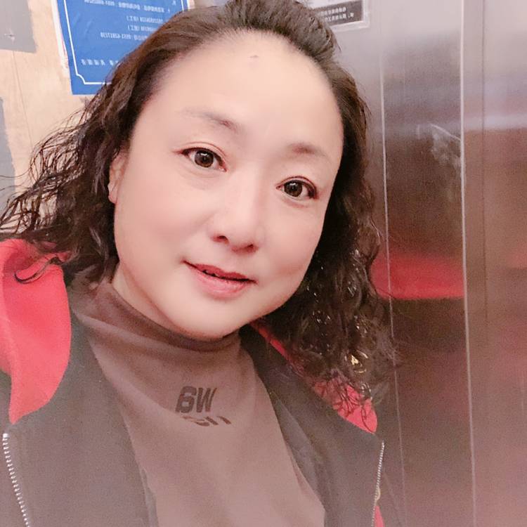 生为女人的照片