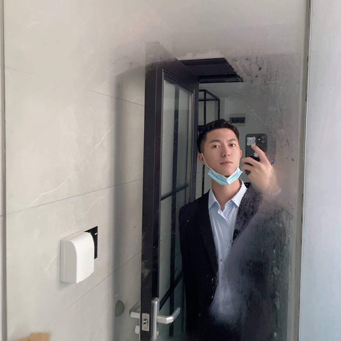 人脸识别卢文明的照片