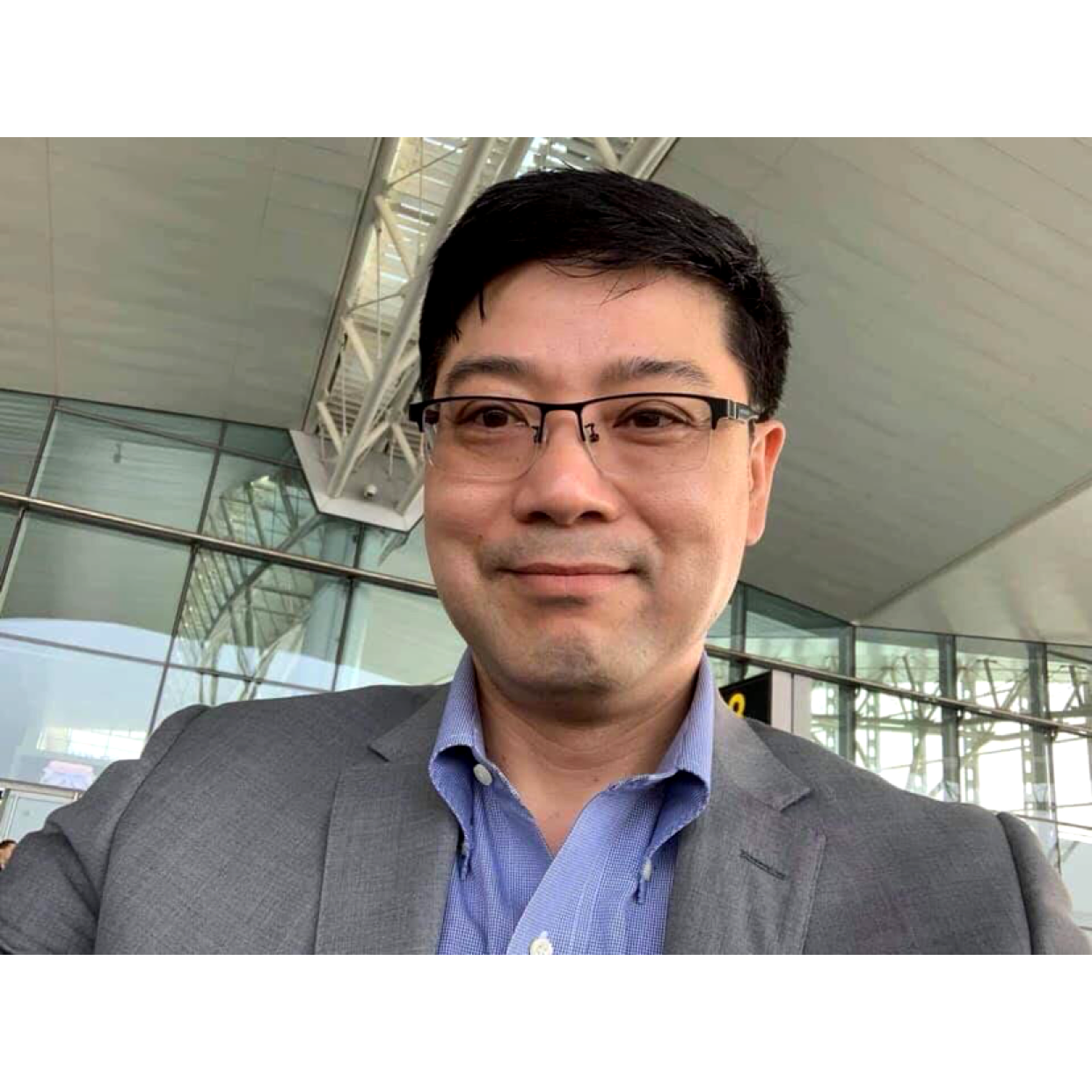 戒指放弃寂冷的照片
