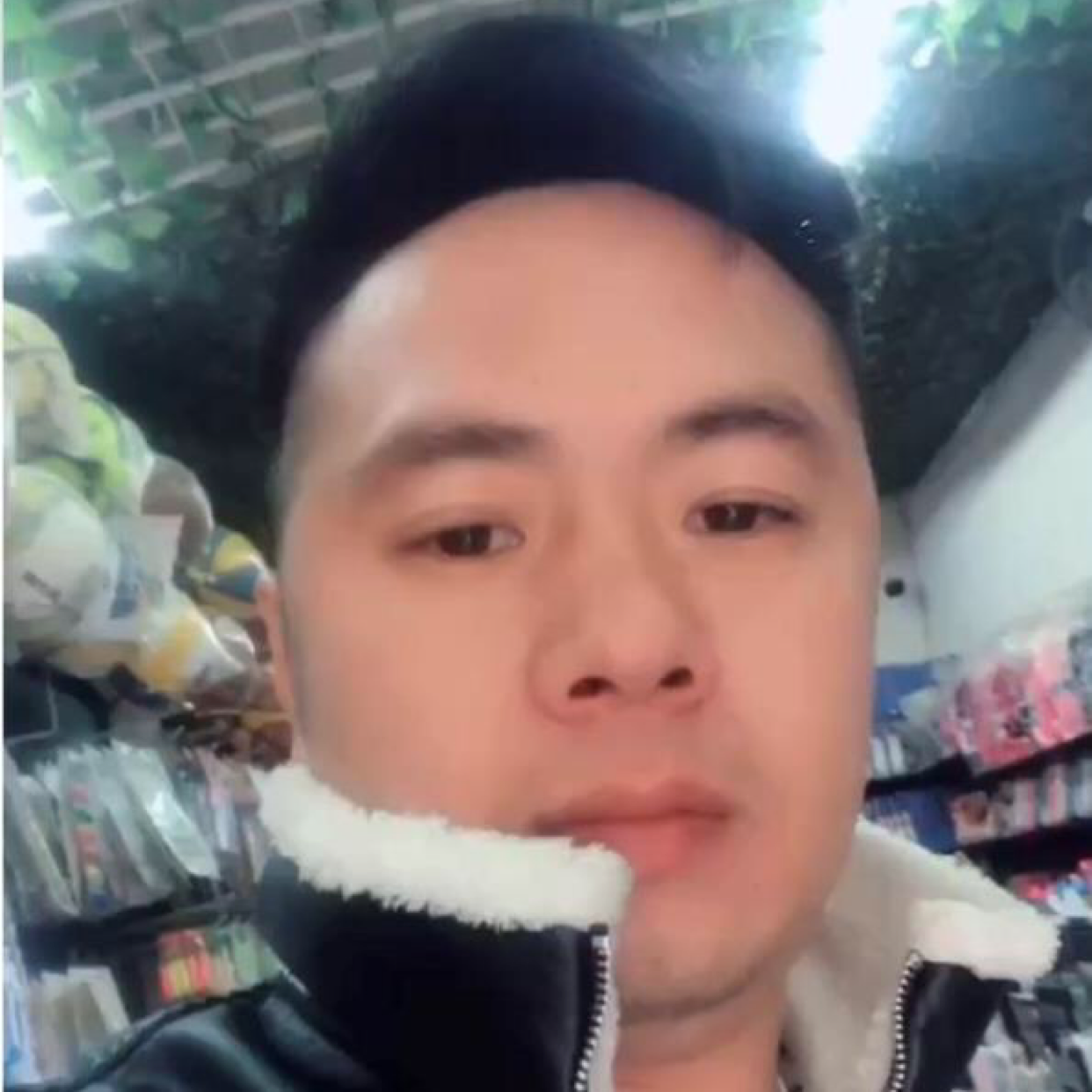 温暖的流岚的照片