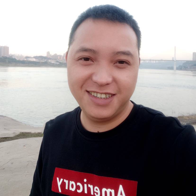 知性向口红的照片