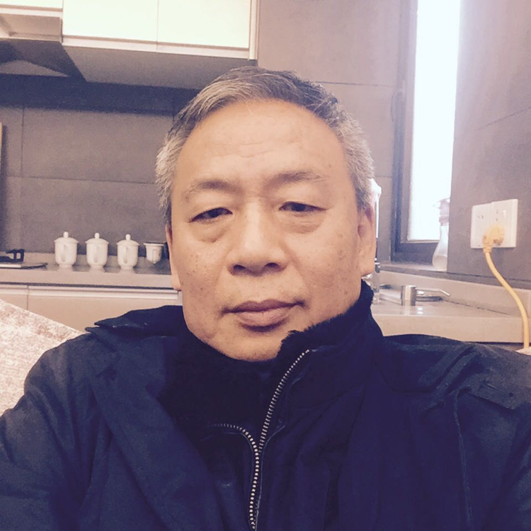 雨中闲的照片