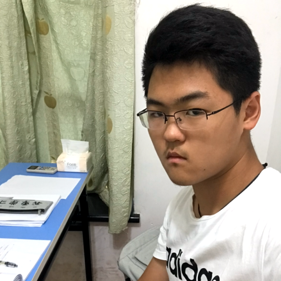 落后泪了柠檬的照片