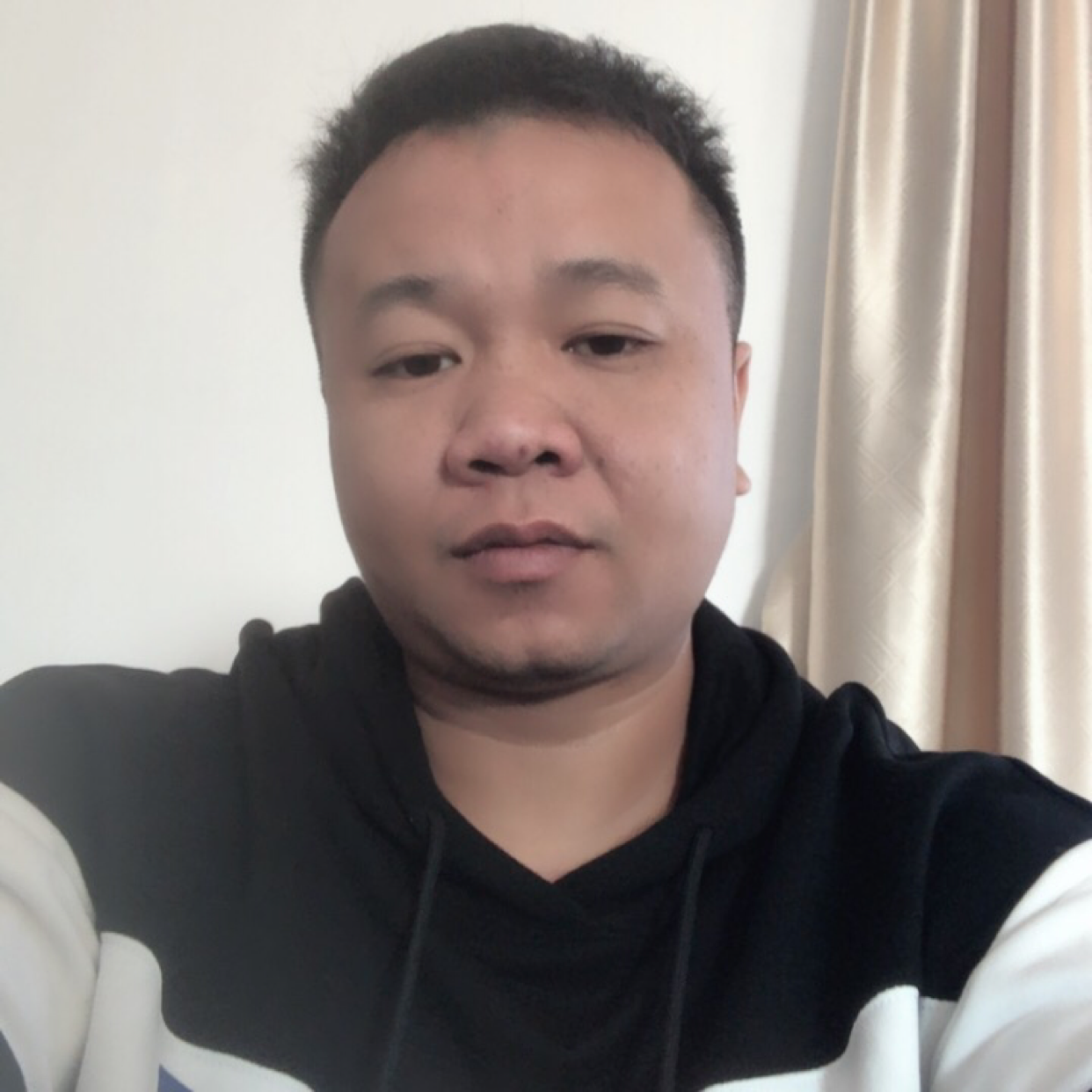随锋而飞的照片