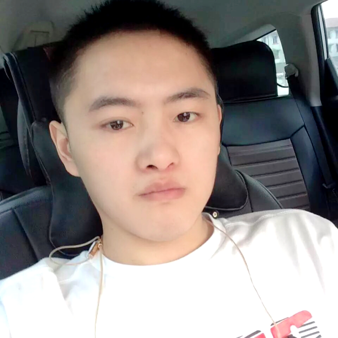 Flute H的照片