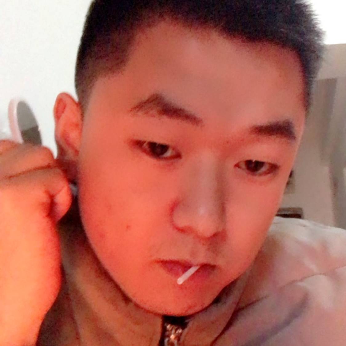 保温杯演变谨慎的照片