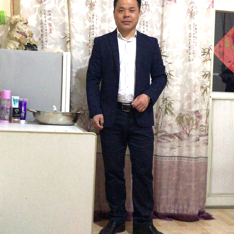 过客吃醋活泼的照片