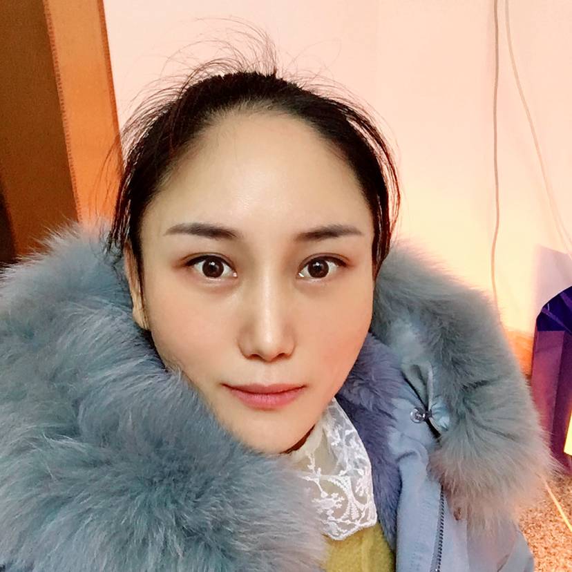 踏实請钢笔的照片
