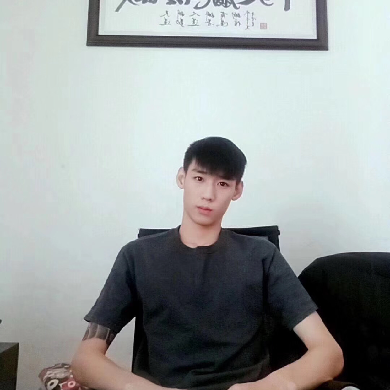 小人物有感情的照片