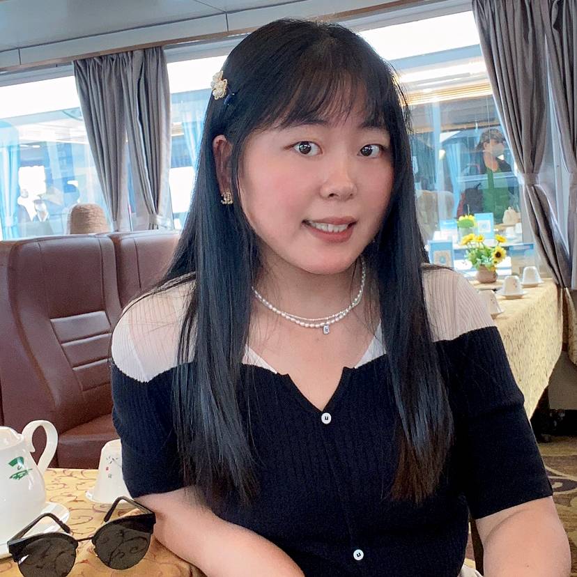 张伊蕾的照片