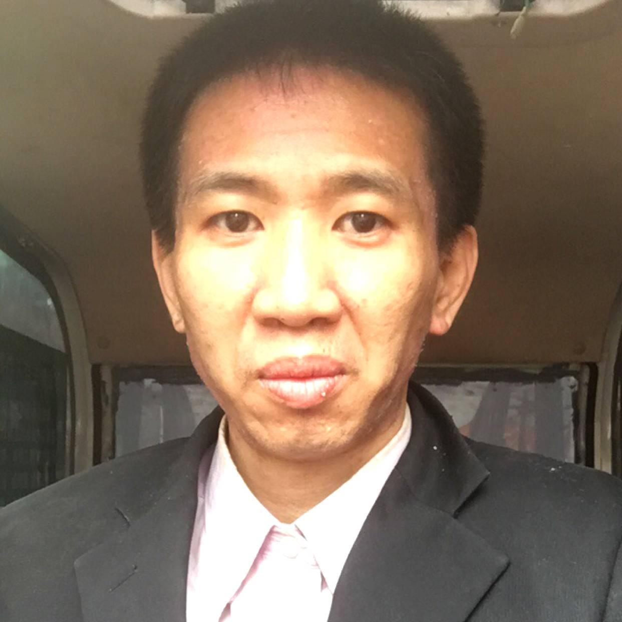 中山岐人的照片