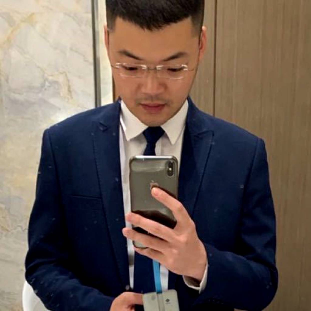迅速与自行车的照片