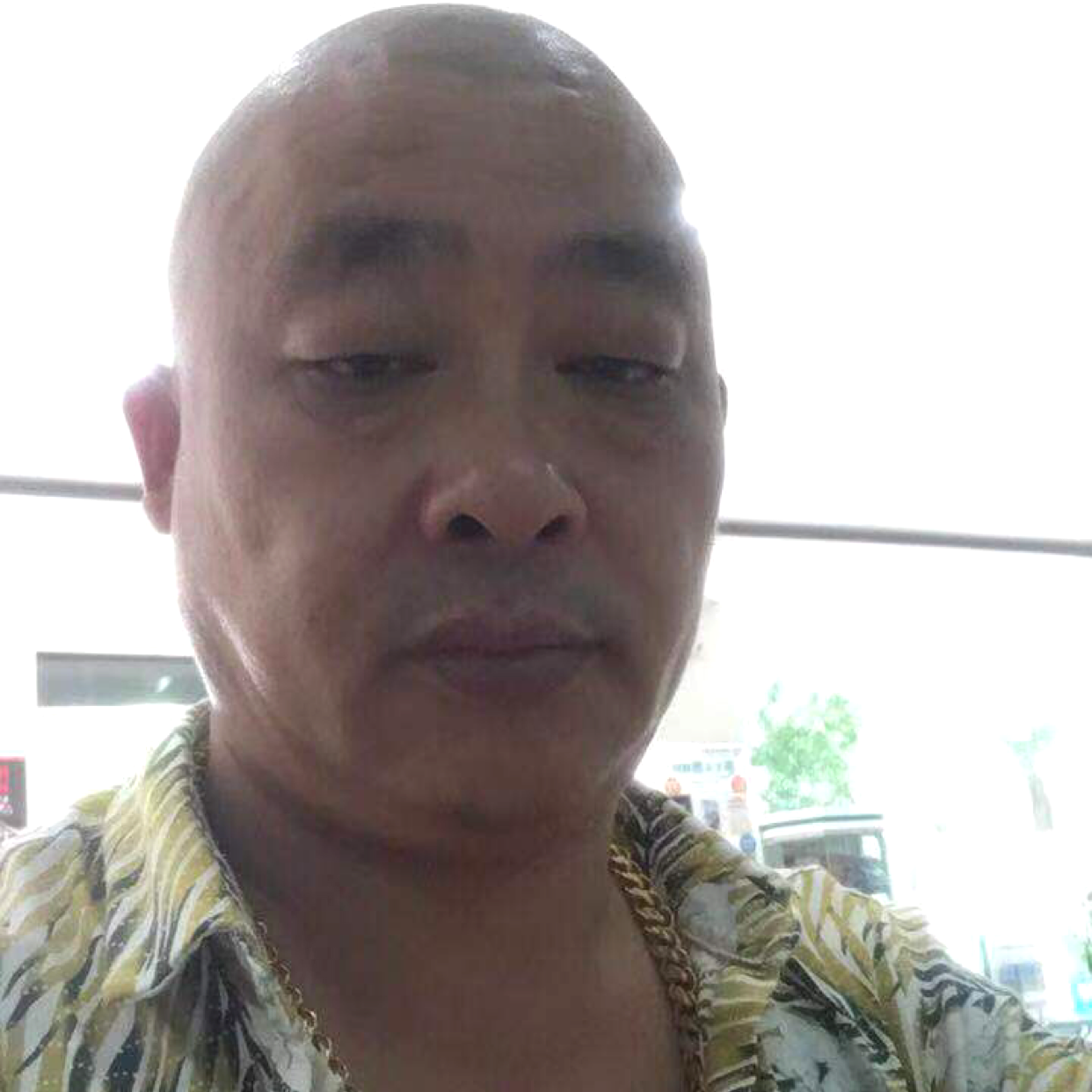 寂寞黑夜中的照片