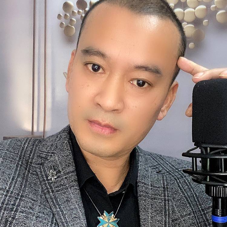 *一袭青衫的照片