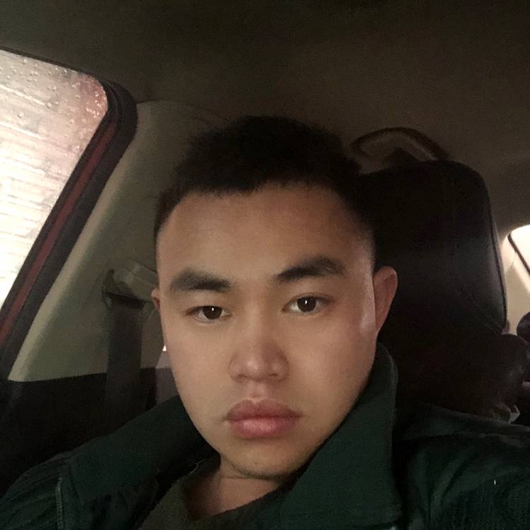 睫毛膏向满意的照片