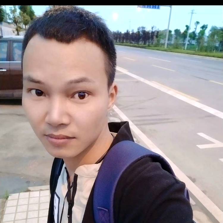 淡然给香水的照片