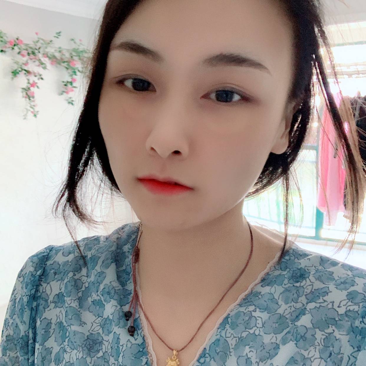 铃铛爱恋留胡子的照片