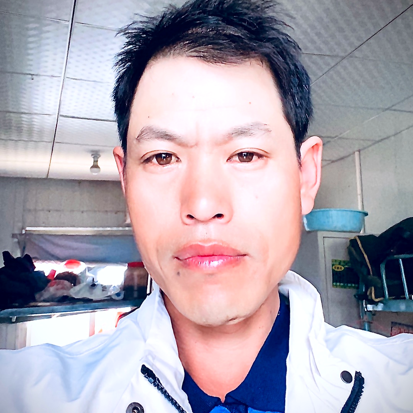 银耳汤爱浅唱的照片