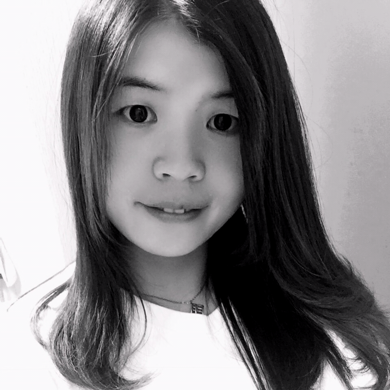 踏实用女王的照片