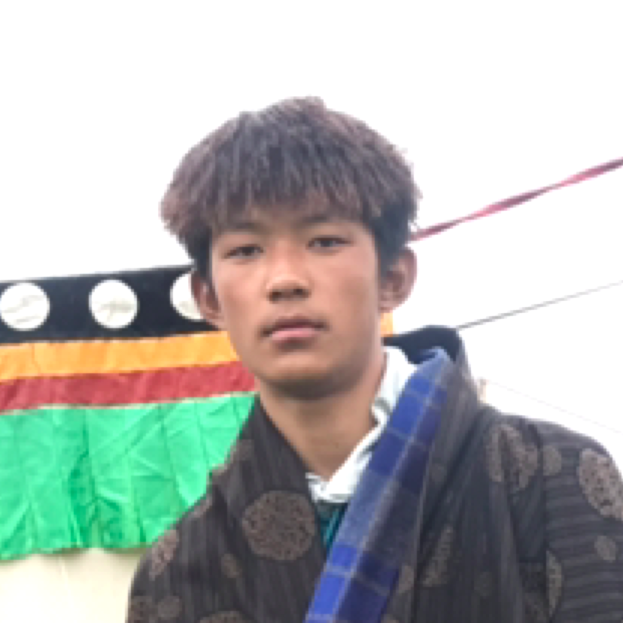 机智泪了毛衣的照片