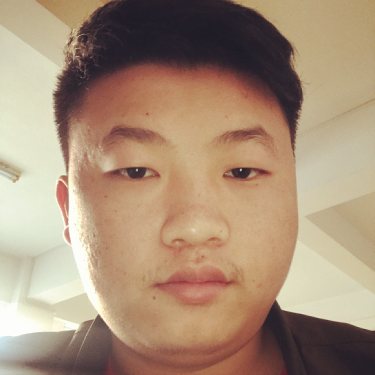 往昔沉默的照片