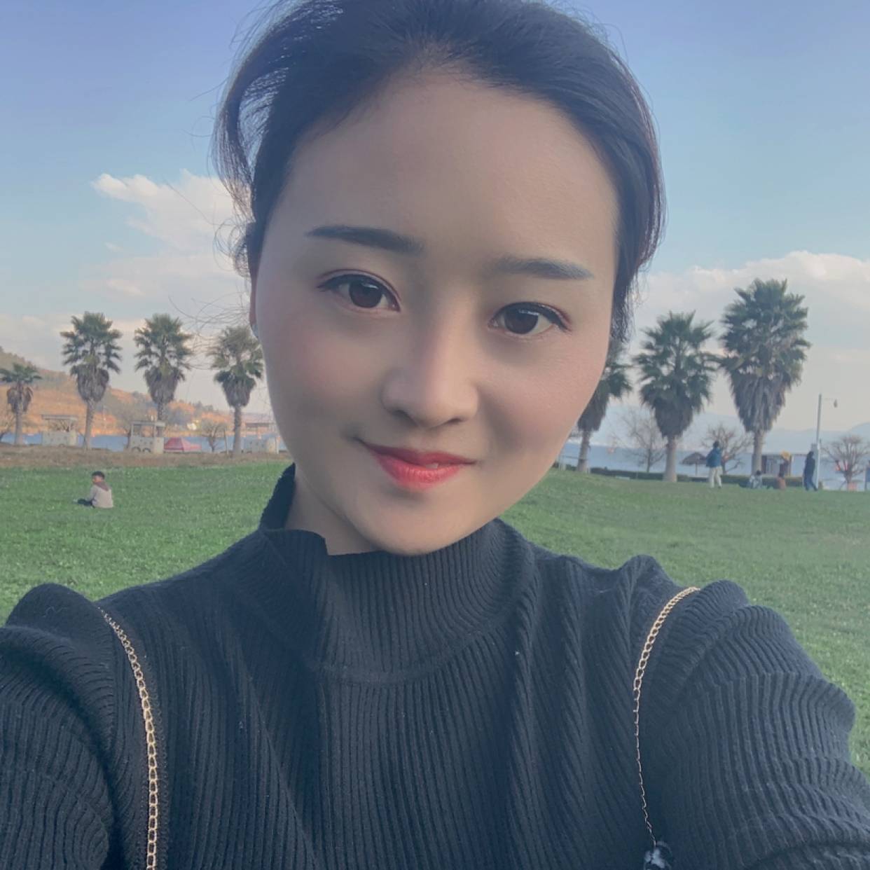 勤恳泪了韶华的照片