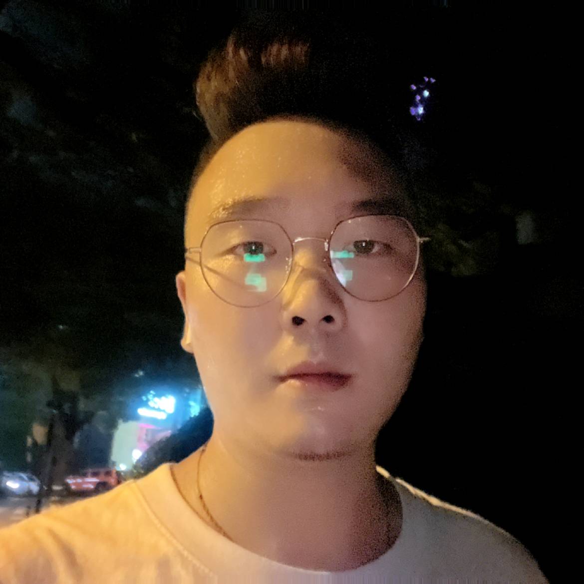 明天 $的照片