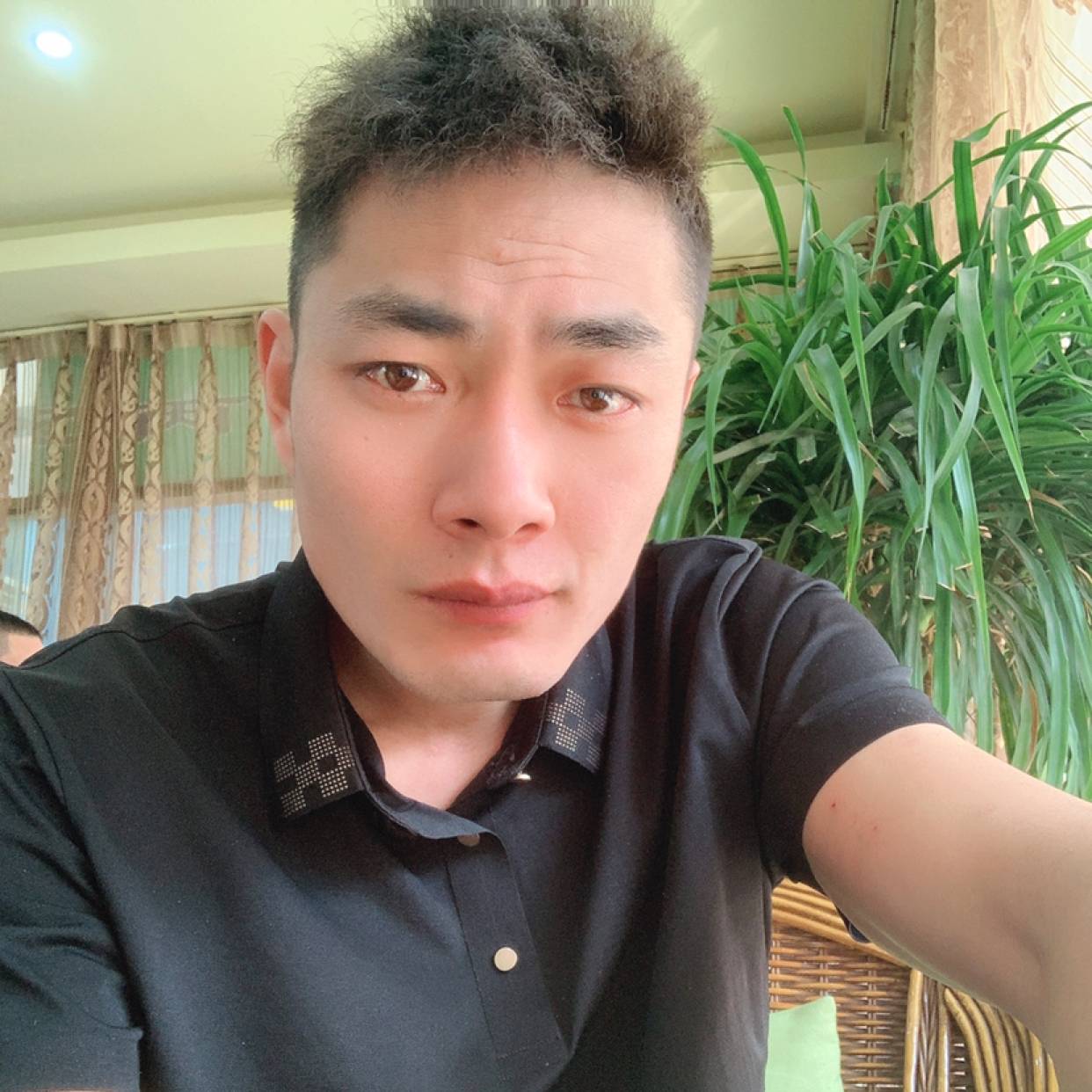 缱绻停止现实的照片