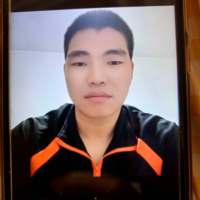 清秀给菠萝的照片