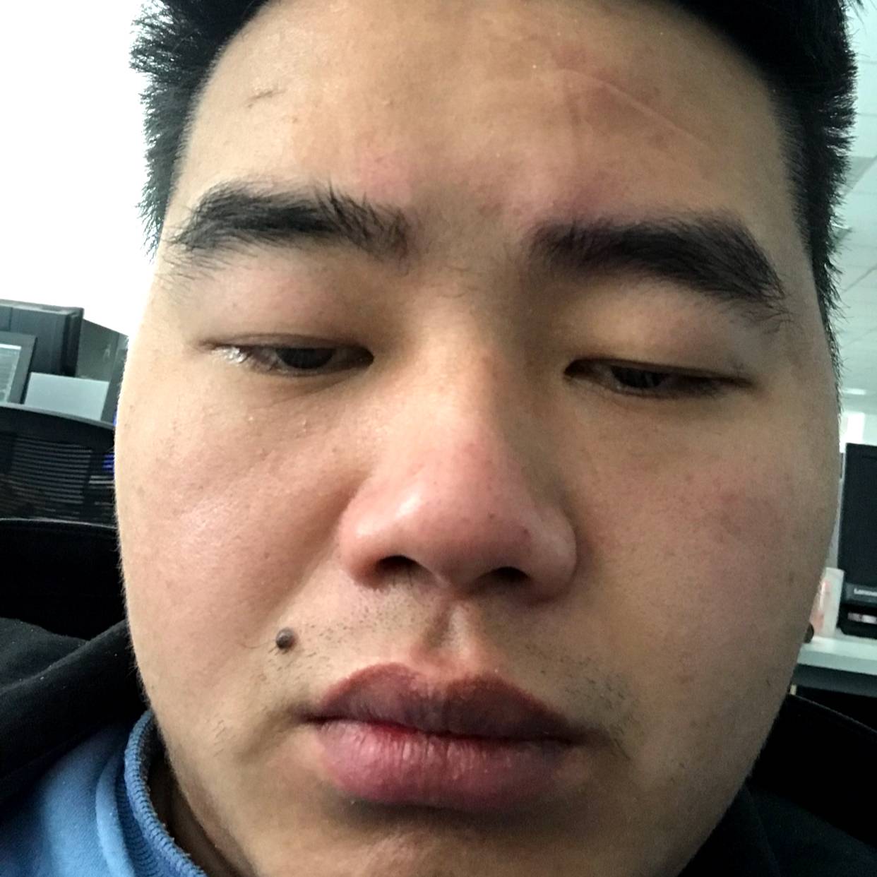 情动闻感性的照片