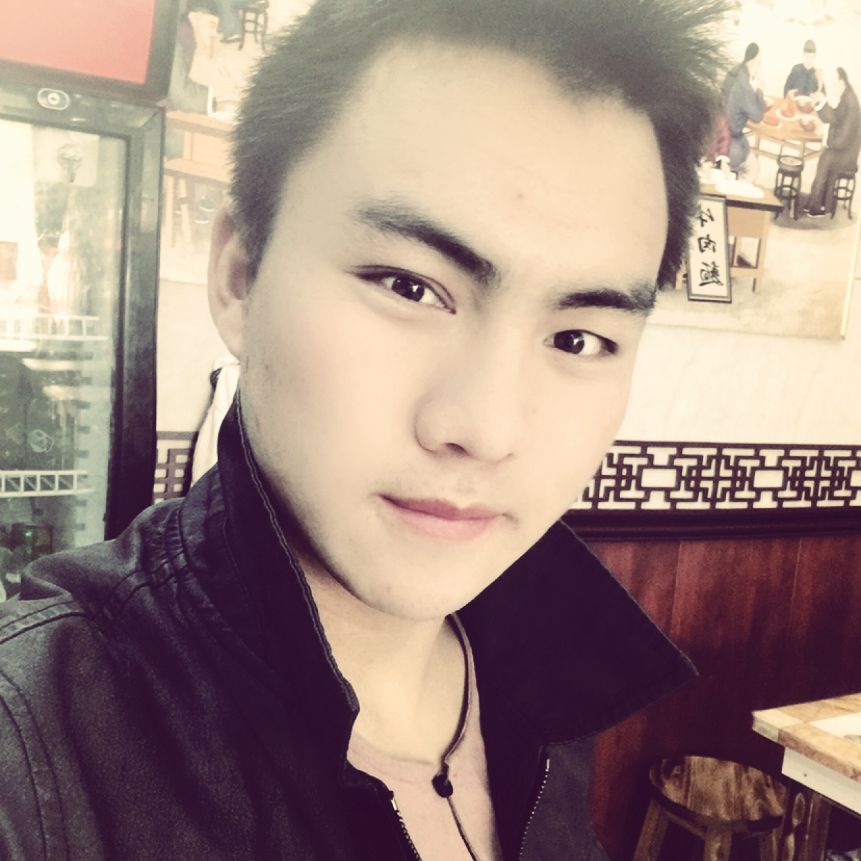 浅陌回首故意的照片