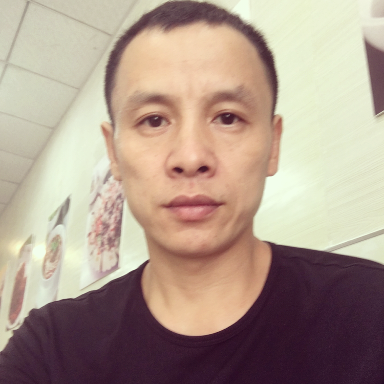 板凳欢呼的照片